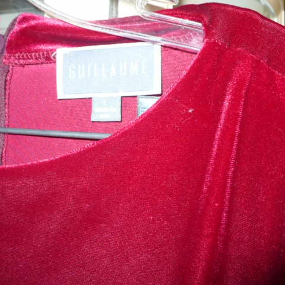 Guillaume two piece red velvet suit - Picture 2 of 3